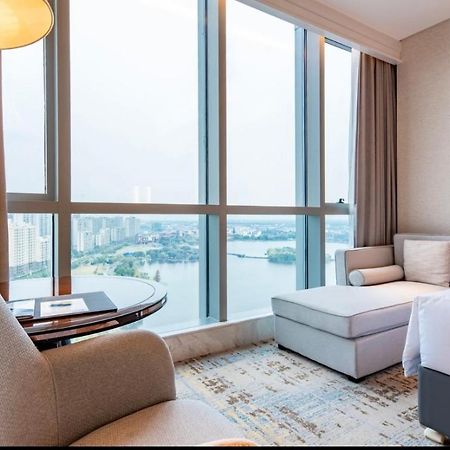 فندق Wyndham Grand Suzhou Fenhu Xinta المظهر الخارجي الصورة